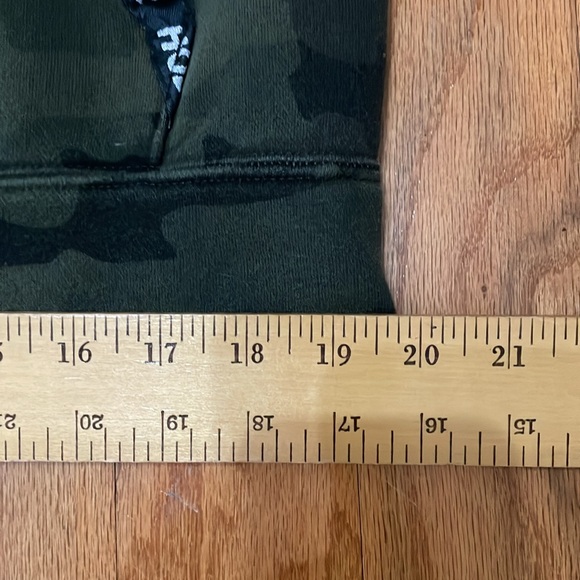 Hollister Men’s Size Medium Green Camo Logo Full Zipper 2 Front Pockets - Picture 8 of 12